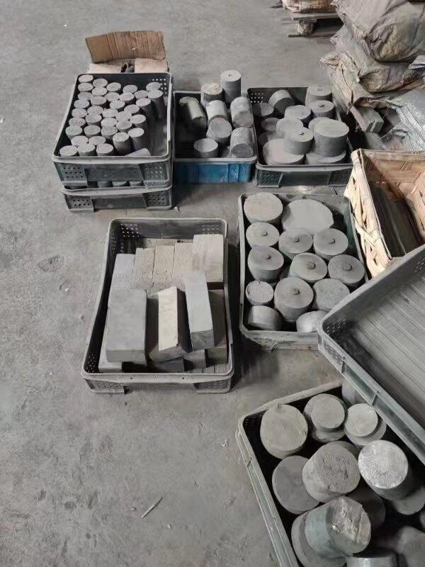 黑龍江收購(gòu)廢石墨多少錢(qián)一噸